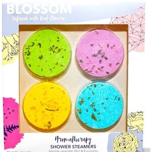 NEW IN BoX!! SALE -YAHALLA BELLEBABA shower steamers and MAKEUP.